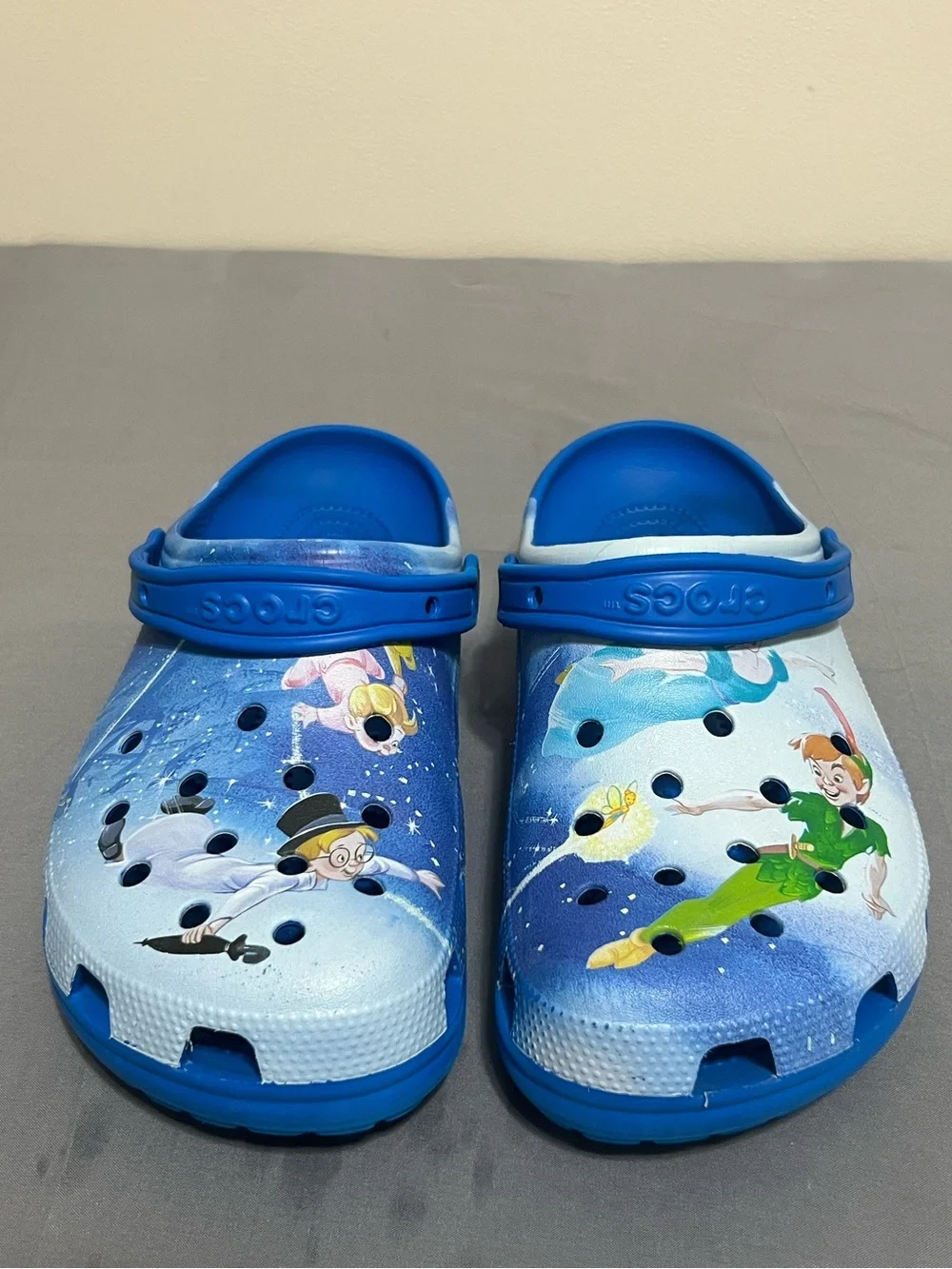 Crocs Blue Multicolor Peter Pan Disney Clogs Adult Unisex M10 W12